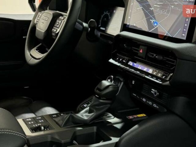 Тойота Ленд Крузер Прадо, объемом двигателя 2.8 л и пробегом 0 тыс. км за 69421 $, фото 17 на Automoto.ua