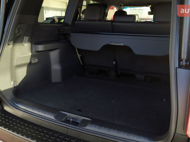 Тойота Ленд Крузер Прадо, объемом двигателя 2.8 л и пробегом 0 тыс. км за 69131 $, фото 30 на Automoto.ua