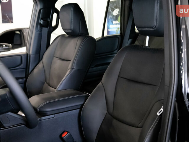 Тойота Ленд Крузер Прадо, объемом двигателя 2.8 л и пробегом 0 тыс. км за 57235 $, фото 12 на Automoto.ua