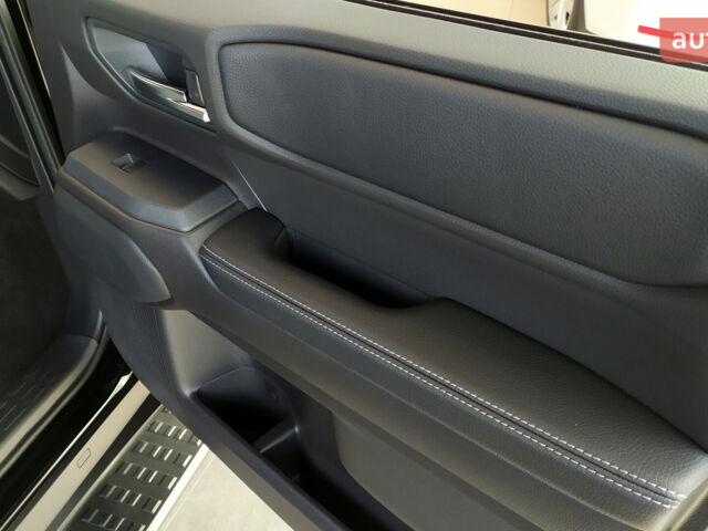 Тойота Ленд Крузер Прадо, объемом двигателя 2.8 л и пробегом 0 тыс. км за 68702 $, фото 25 на Automoto.ua