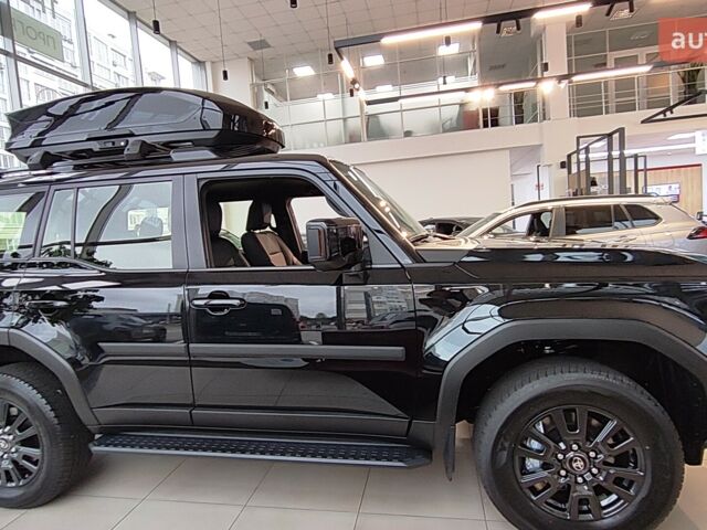 Тойота Ленд Крузер Прадо 2025 року купити нове авто Тойота Ленд Крузер Прадо 2025 року від офіційного дилера Тойота Центр Чернігів «Соллі-Плюс» Тойота фото