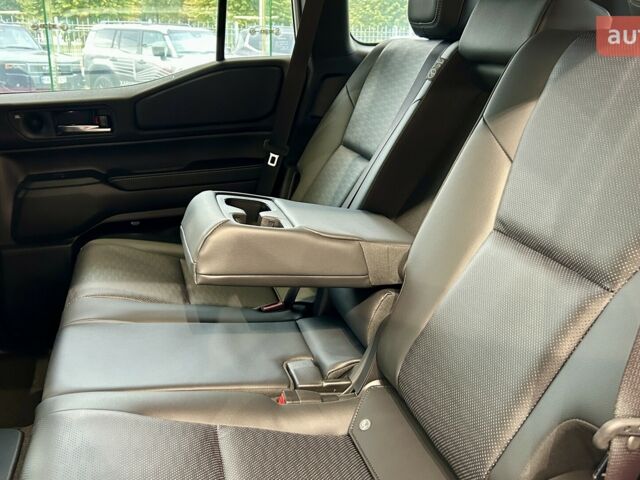 Тойота Ленд Крузер Прадо, объемом двигателя 2.8 л и пробегом 0 тыс. км за 71920 $, фото 17 на Automoto.ua