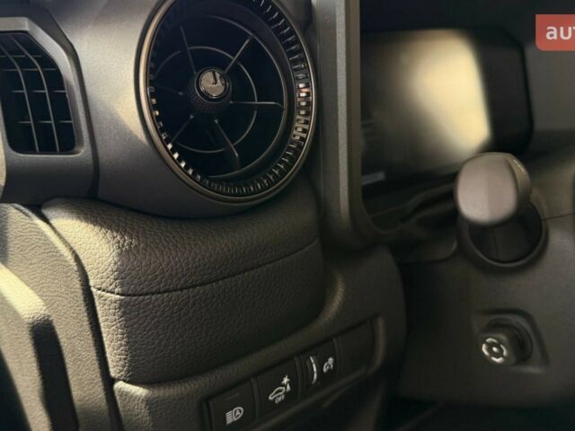 Тойота Ленд Крузер Прадо, объемом двигателя 2.8 л и пробегом 0 тыс. км за 71841 $, фото 2 на Automoto.ua