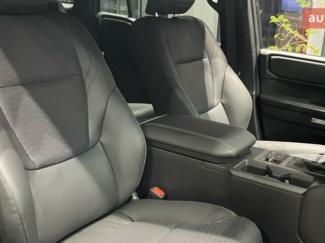 Тойота Ленд Крузер Прадо, объемом двигателя 2.8 л и пробегом 0 тыс. км за 70885 $, фото 9 на Automoto.ua