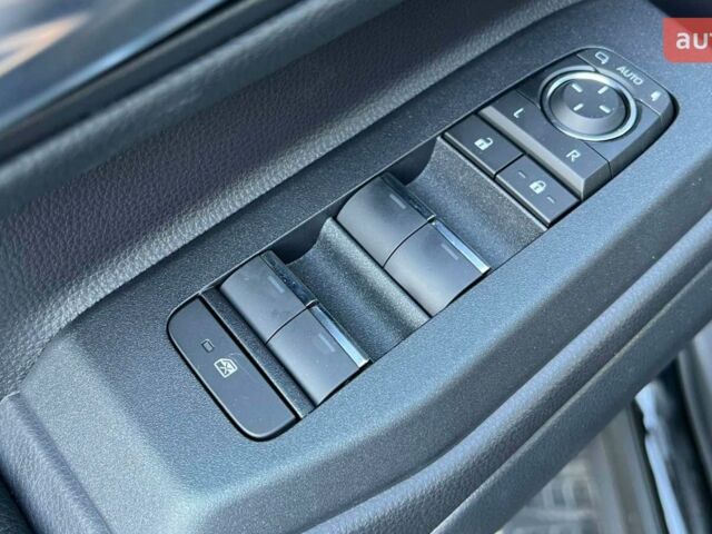 Тойота Ленд Крузер Прадо, объемом двигателя 2.8 л и пробегом 0 тыс. км за 69020 $, фото 23 на Automoto.ua