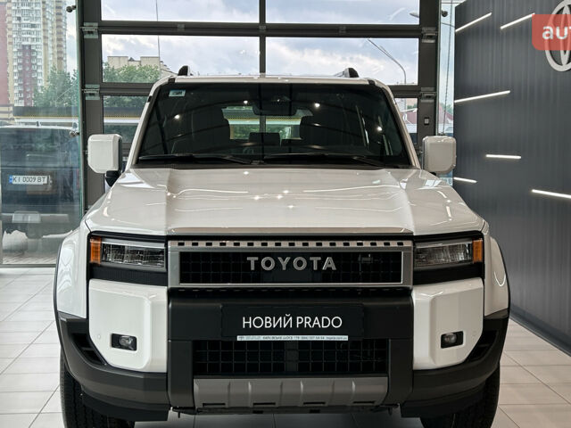 Тойота Ленд Крузер Прадо, объемом двигателя 2.8 л и пробегом 0 тыс. км за 59228 $, фото 3 на Automoto.ua