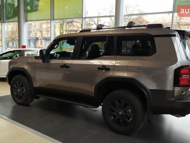 Тойота Ленд Крузер Прадо, объемом двигателя 2.8 л и пробегом 0 тыс. км за 67367 $, фото 5 на Automoto.ua