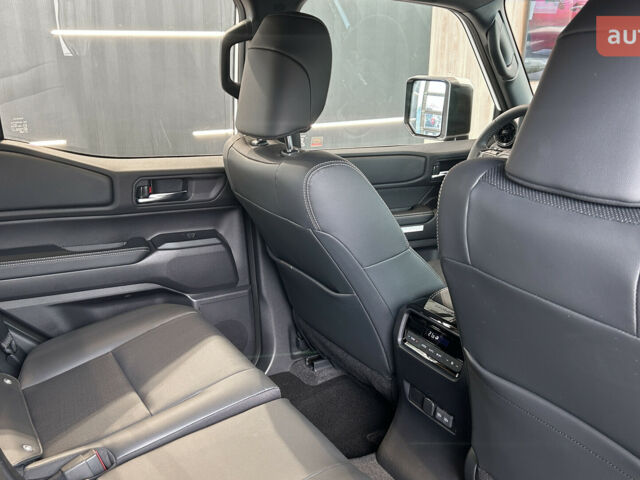 Тойота Ленд Крузер Прадо, объемом двигателя 2.8 л и пробегом 0 тыс. км за 56288 $, фото 16 на Automoto.ua