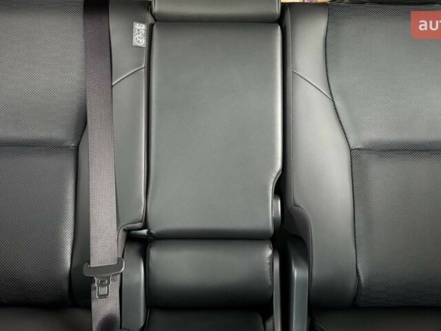 Тойота Ленд Крузер Прадо, объемом двигателя 2.8 л и пробегом 0 тыс. км за 80582 $, фото 8 на Automoto.ua