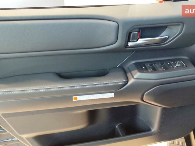 Тойота Ленд Крузер Прадо 2025 року купити нове авто Тойота Ленд Крузер Прадо 2025 року від офіційного дилера Тойота Центр Чернігів «Соллі-Плюс» Тойота фото