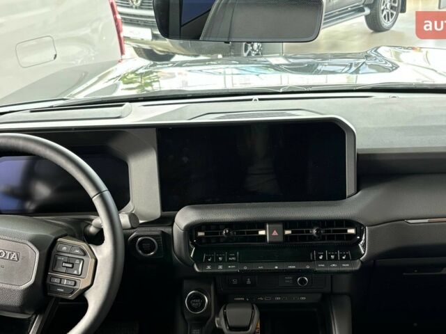 Тойота Ленд Крузер Прадо, объемом двигателя 2.8 л и пробегом 0 тыс. км за 80582 $, фото 12 на Automoto.ua