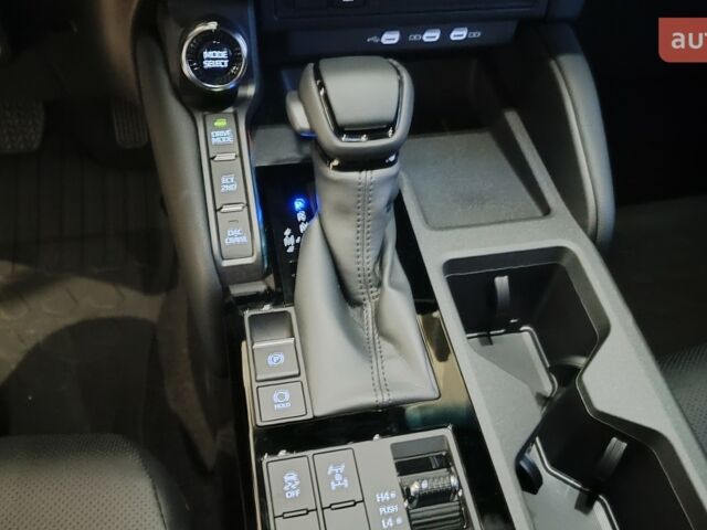 купить новое авто Тойота Ленд Крузер Прадо 2025 года от официального дилера Тойота Центр Чернігів «Соллі-Плюс» Тойота фото