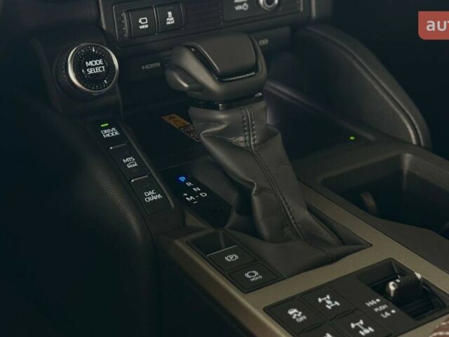 Тойота Ленд Крузер Прадо, объемом двигателя 2.8 л и пробегом 0 тыс. км за 70987 $, фото 3 на Automoto.ua