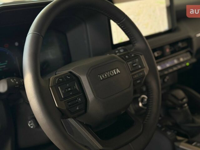 Тойота Ленд Крузер Прадо, объемом двигателя 2.8 л и пробегом 0 тыс. км за 71256 $, фото 4 на Automoto.ua