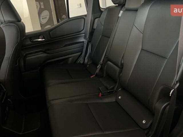 Тойота Ленд Крузер Прадо, объемом двигателя 2.8 л и пробегом 0 тыс. км за 62550 $, фото 7 на Automoto.ua