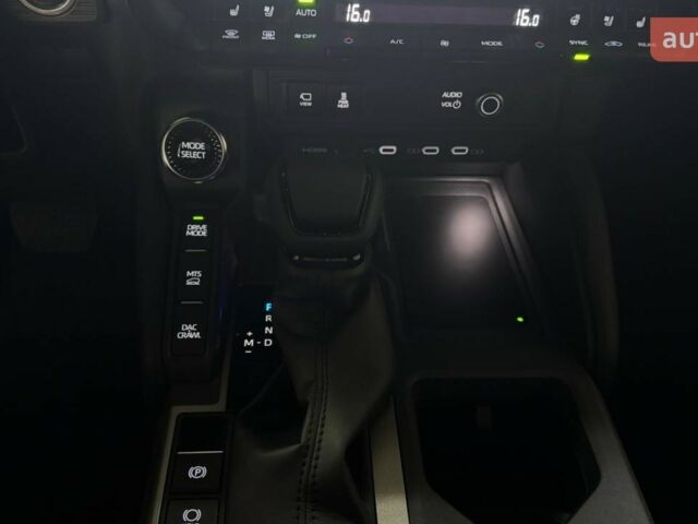 Тойота Ленд Крузер Прадо, об'ємом двигуна 2.8 л та пробігом 0 тис. км за 65105 $, фото 9 на Automoto.ua