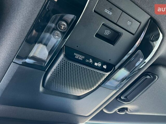 Тойота Ленд Крузер Прадо, объемом двигателя 2.8 л и пробегом 0 тыс. км за 69020 $, фото 32 на Automoto.ua