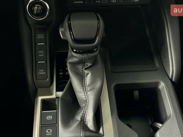 Тойота Ленд Крузер Прадо, объемом двигателя 2.8 л и пробегом 0 тыс. км за 80582 $, фото 4 на Automoto.ua