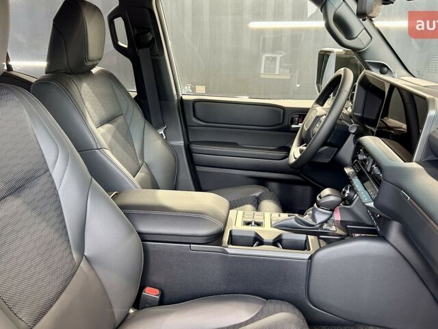 Тойота Ленд Крузер Прадо, объемом двигателя 2.8 л и пробегом 0 тыс. км за 71920 $, фото 22 на Automoto.ua