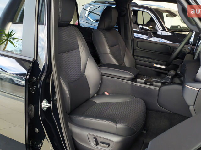 Тойота Ленд Крузер Прадо, объемом двигателя 2.8 л и пробегом 0 тыс. км за 68702 $, фото 23 на Automoto.ua