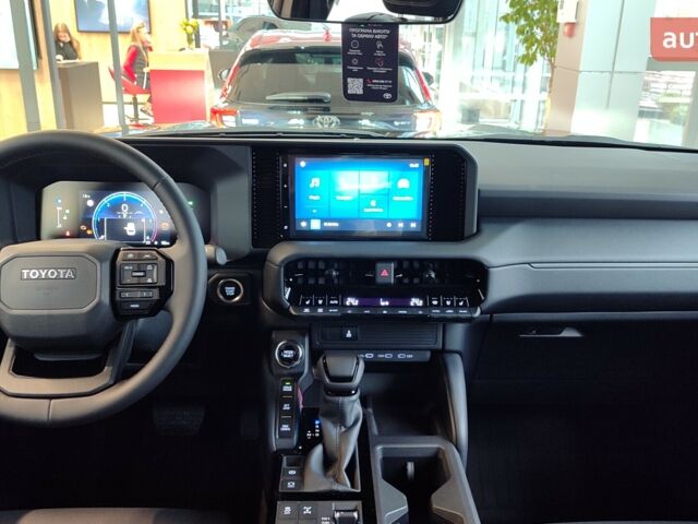 Тойота Ленд Крузер Прадо 2025 року купити нове авто Тойота Ленд Крузер Прадо 2025 року від офіційного дилера Тойота Центр Чернігів «Соллі-Плюс» Тойота фото