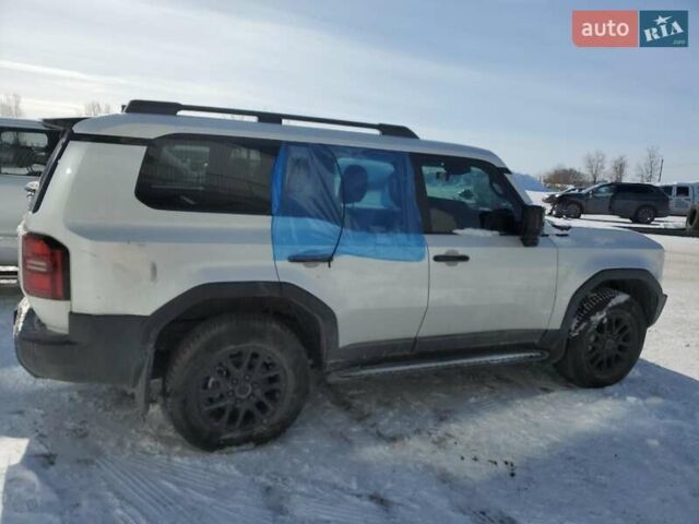 Тойота Ленд Крузер Прадо 2025 в Львове на Automoto.ua Тойота Ленд Крузер Прадо, объемом двигателя 2.39 л и пробегом 3 тыс. км за 57000 $, фото 2 на Automoto.ua