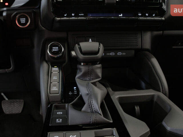 Тойота Ленд Крузер Прадо, объемом двигателя 2.8 л и пробегом 0 тыс. км за 57235 $, фото 10 на Automoto.ua