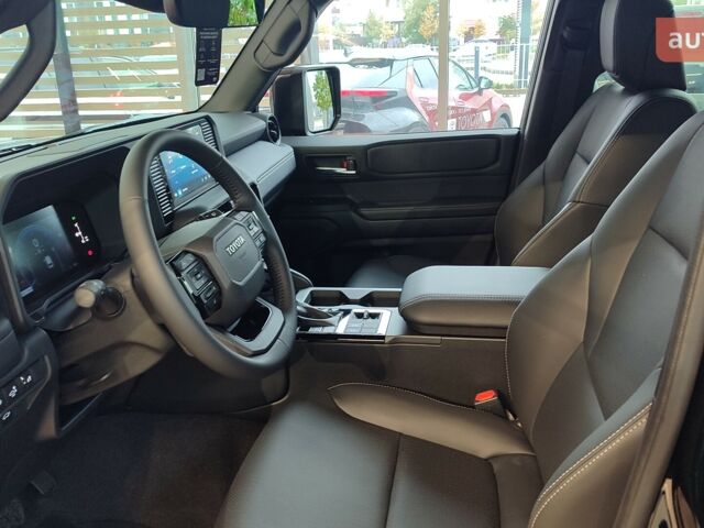 Тойота Ленд Крузер Прадо 2025 року купити нове авто Тойота Ленд Крузер Прадо 2025 року від офіційного дилера Тойота Центр Чернігів «Соллі-Плюс» Тойота фото