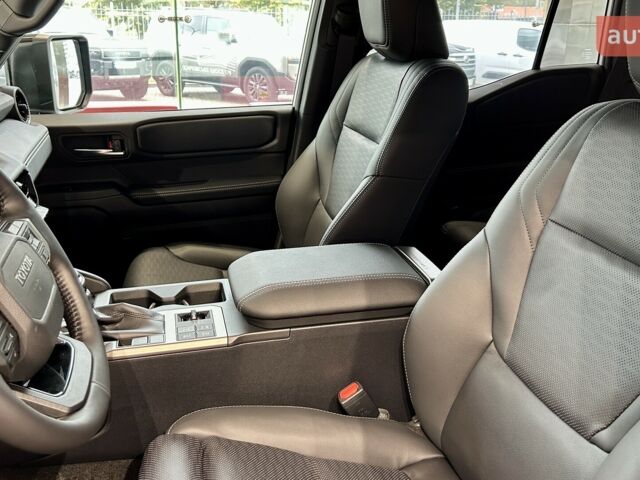 Тойота Ленд Крузер Прадо, объемом двигателя 2.8 л и пробегом 0 тыс. км за 71920 $, фото 13 на Automoto.ua