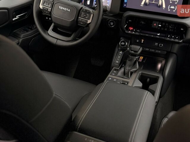 Тойота Ленд Крузер Прадо, об'ємом двигуна 2.8 л та пробігом 0 тис. км за 63979 $, фото 3 на Automoto.ua