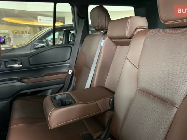 Тойота Ленд Крузер Прадо, объемом двигателя 2.8 л и пробегом 0 тыс. км за 70987 $, фото 8 на Automoto.ua