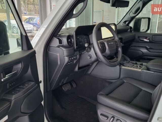 Тойота Ленд Крузер Прадо, объемом двигателя 2.8 л и пробегом 0 тыс. км за 69702 $, фото 6 на Automoto.ua