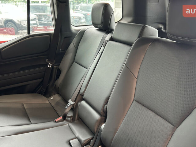 Тойота Ленд Крузер Прадо, объемом двигателя 2.8 л и пробегом 0 тыс. км за 56288 $, фото 14 на Automoto.ua