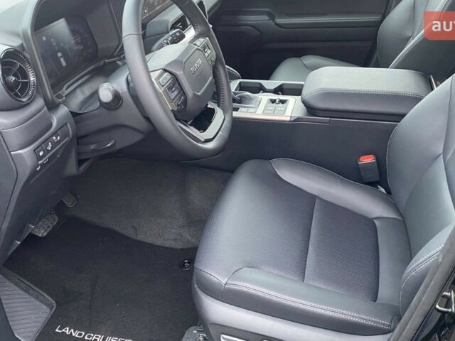 Тойота Ленд Крузер Прадо, объемом двигателя 2.8 л и пробегом 0 тыс. км за 62426 $, фото 11 на Automoto.ua