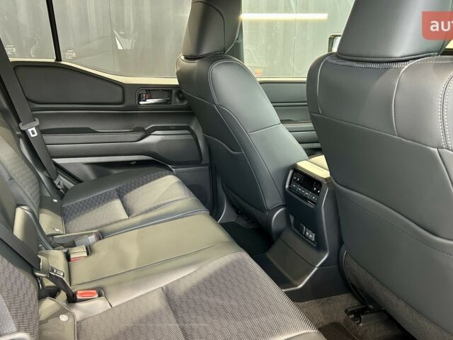 Тойота Ленд Крузер Прадо, объемом двигателя 2.8 л и пробегом 0 тыс. км за 71920 $, фото 18 на Automoto.ua