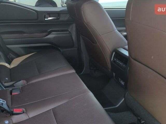 Тойота Ленд Крузер Прадо, объемом двигателя 2.8 л и пробегом 0 тыс. км за 61947 $, фото 5 на Automoto.ua