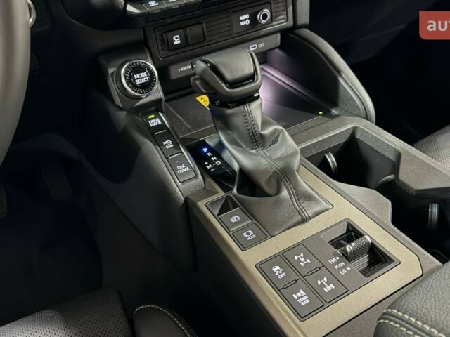 Тойота Ленд Крузер Прадо, объемом двигателя 2.8 л и пробегом 0 тыс. км за 69421 $, фото 23 на Automoto.ua