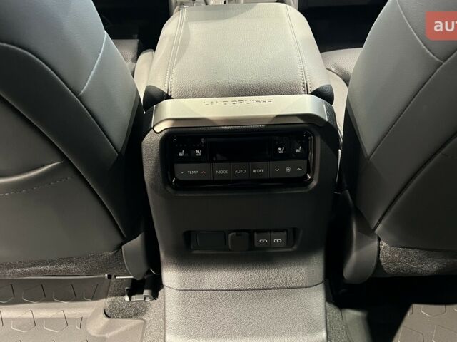 Тойота Ленд Крузер Прадо, об'ємом двигуна 2.8 л та пробігом 0 тис. км за 69503 $, фото 11 на Automoto.ua