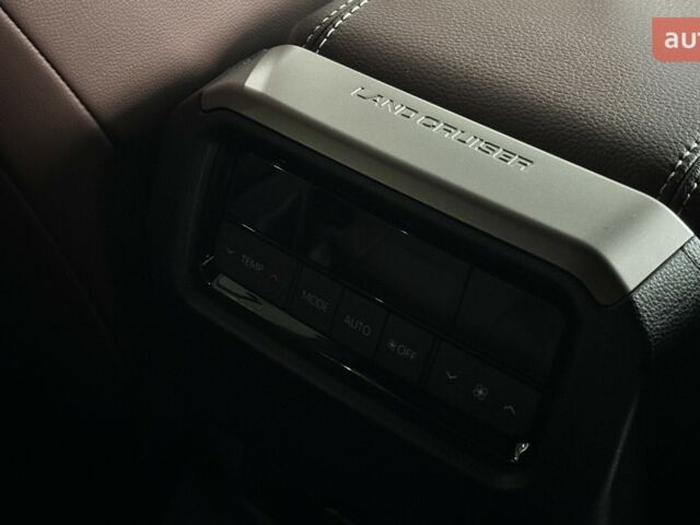 купить новое авто Тойота Ленд Крузер Прадо 2025 года от официального дилера Тойота Центр Черкаси Мотор Сіті Тойота фото