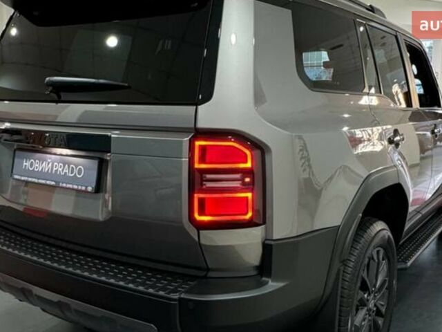 Тойота Ленд Крузер Прадо, объемом двигателя 2.8 л и пробегом 0 тыс. км за 69421 $, фото 7 на Automoto.ua