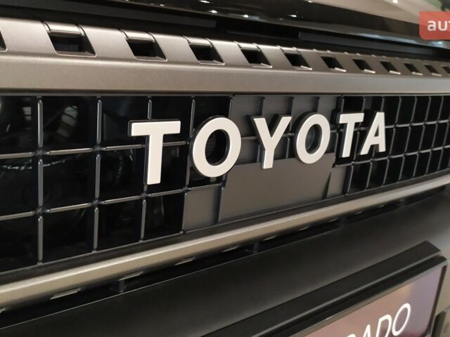 Тойота Ленд Крузер Прадо, объемом двигателя 2.8 л и пробегом 0 тыс. км за 67367 $, фото 16 на Automoto.ua