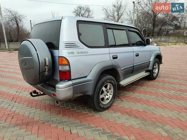 Сірий Тойота Ленд Крузер Прадо, об'ємом двигуна 3.38 л та пробігом 170 тис. км за 7950 $, фото 3 на Automoto.ua