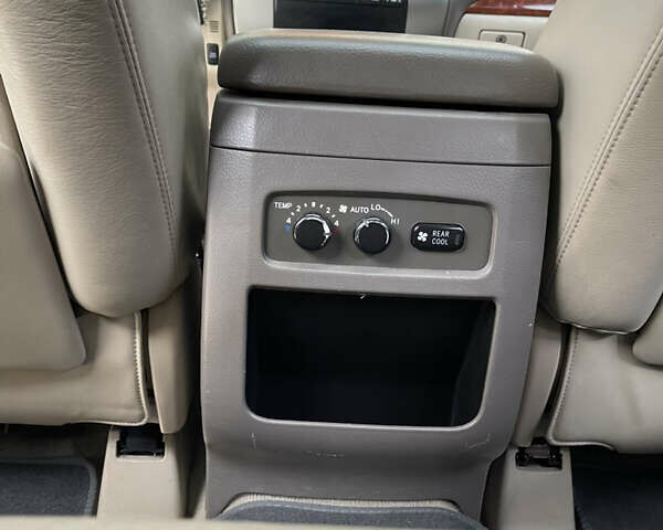 Сірий Тойота Ленд Крузер Прадо, об'ємом двигуна 4 л та пробігом 455 тис. км за 12950 $, фото 17 на Automoto.ua