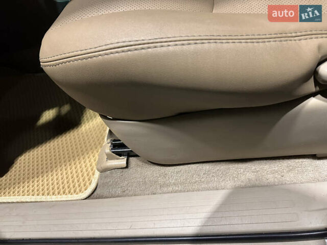 Сірий Тойота Ленд Крузер Прадо, об'ємом двигуна 2.69 л та пробігом 220 тис. км за 9499 $, фото 9 на Automoto.ua