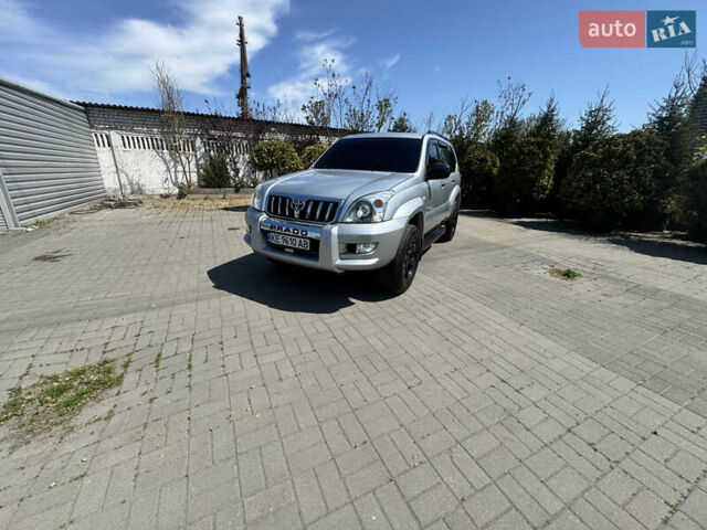 Серый Тойота Ленд Крузер Прадо, объемом двигателя 2.7 л и пробегом 195 тыс. км за 12800 $, фото 6 на Automoto.ua