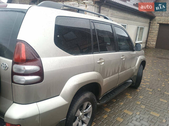 Сірий Тойота Ленд Крузер Прадо, об'ємом двигуна 2.7 л та пробігом 278 тис. км за 12500 $, фото 1 на Automoto.ua