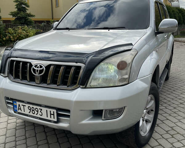 Сірий Тойота Ленд Крузер Прадо, об'ємом двигуна 4 л та пробігом 455 тис. км за 12950 $, фото 2 на Automoto.ua