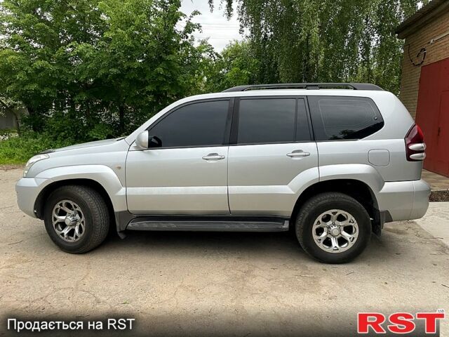 Сірий Тойота Ленд Крузер Прадо, об'ємом двигуна 4 л та пробігом 330 тис. км за 12700 $, фото 8 на Automoto.ua