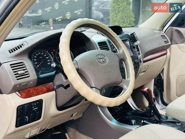 Сірий Тойота Ленд Крузер Прадо, об'ємом двигуна 4 л та пробігом 284 тис. км за 12500 $, фото 13 на Automoto.ua