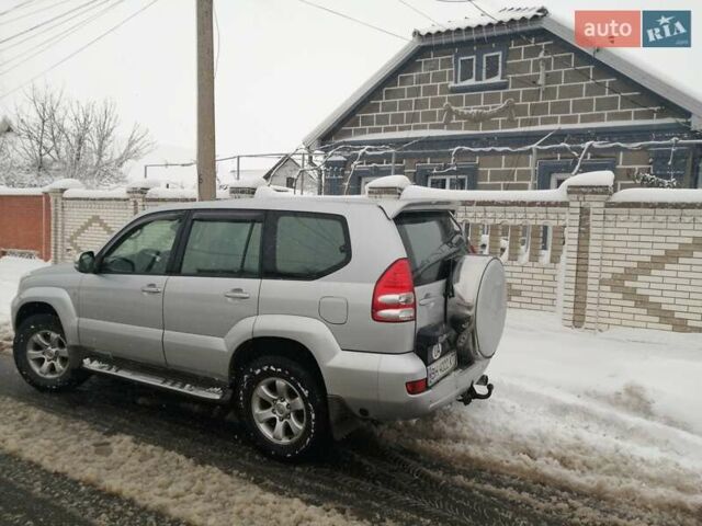 Серый Тойота Ленд Крузер Прадо, объемом двигателя 3.96 л и пробегом 280 тыс. км за 12800 $, фото 2 на Automoto.ua